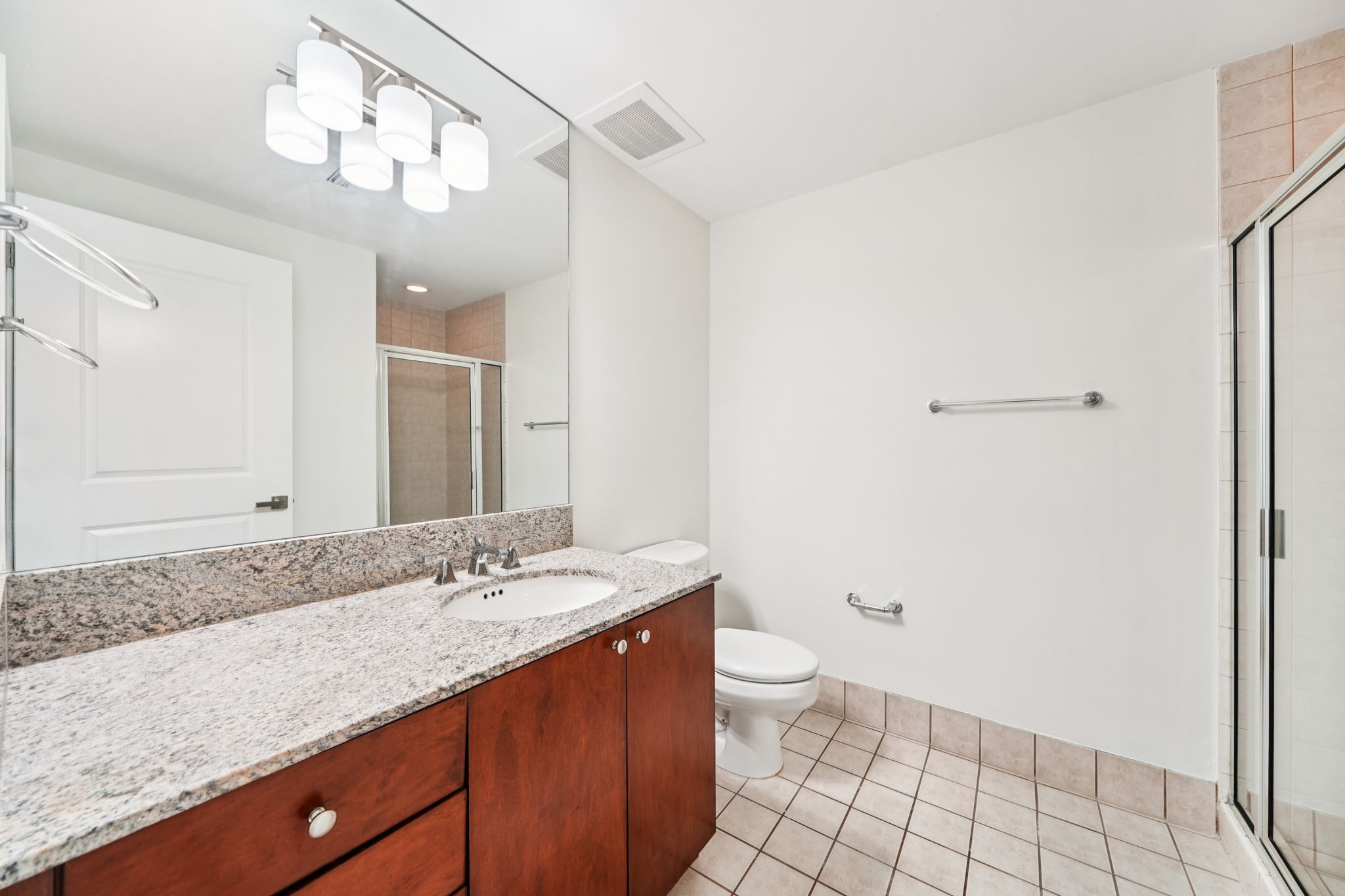 Peachtree Rd NE Unit 1907-1308-017