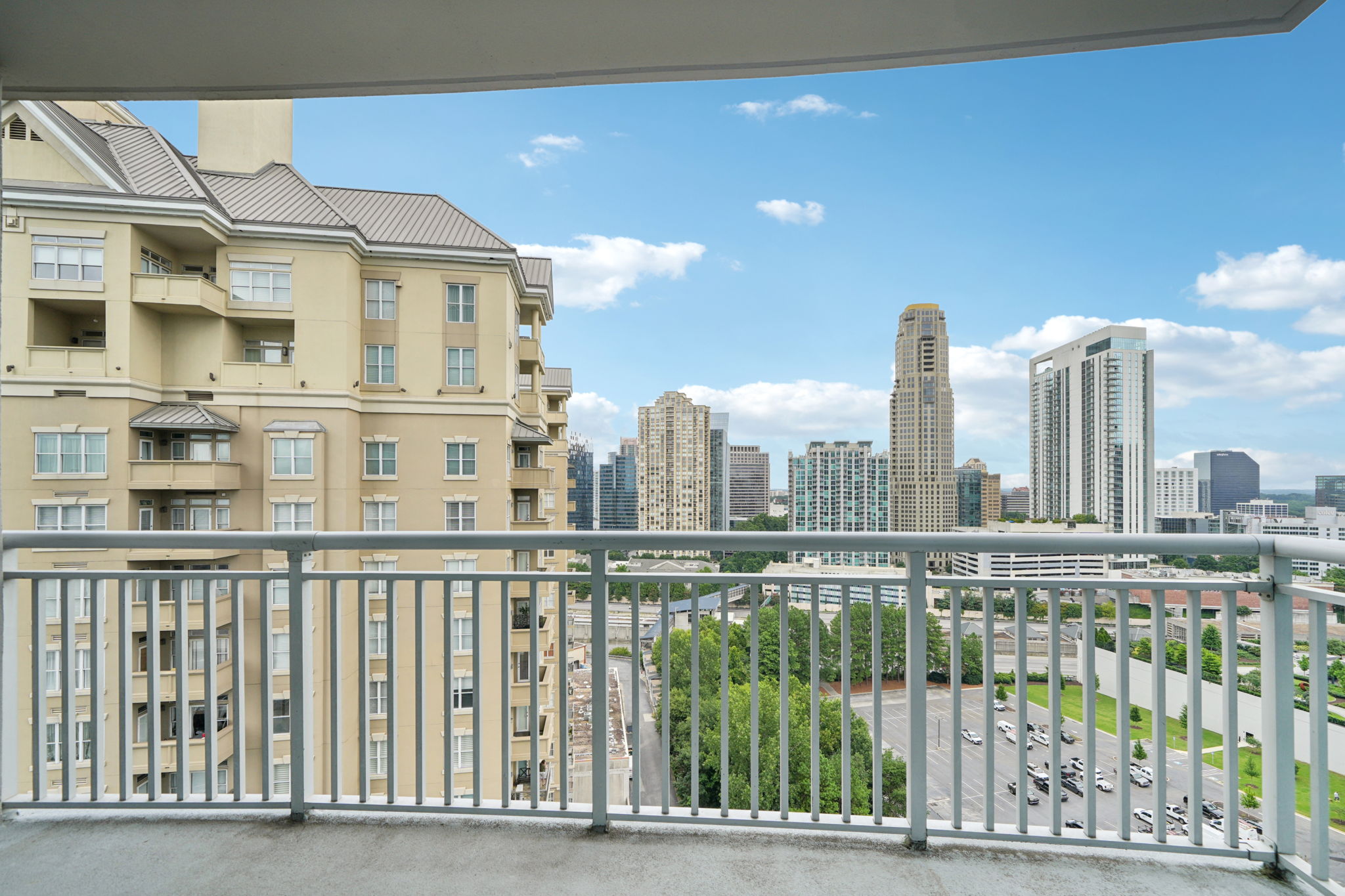 Peachtree Rd NE Unit 1907-1308-023