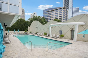 Peachtree Rd NE-1308-913
