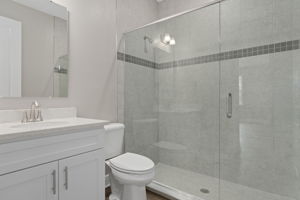  Photo 49