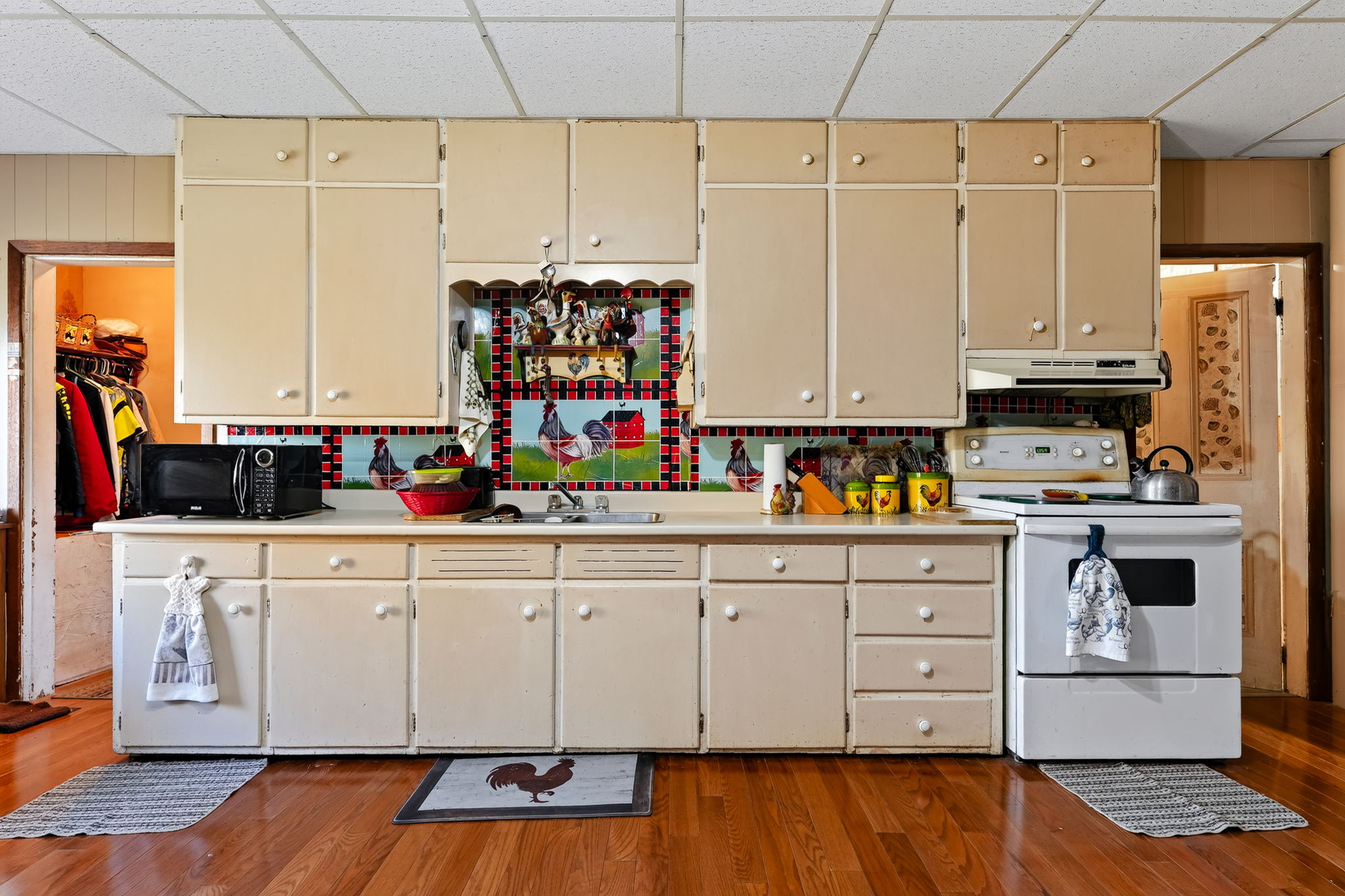  Photo 12