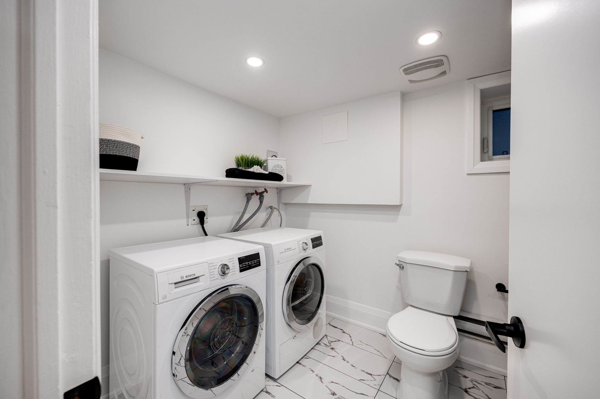 Toronto property showcase — delivered property photograph 36