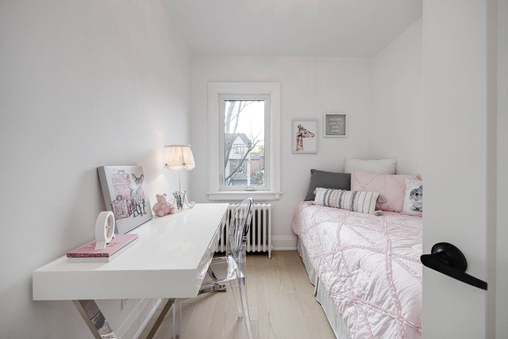 Toronto property showcase — delivered property photograph 31