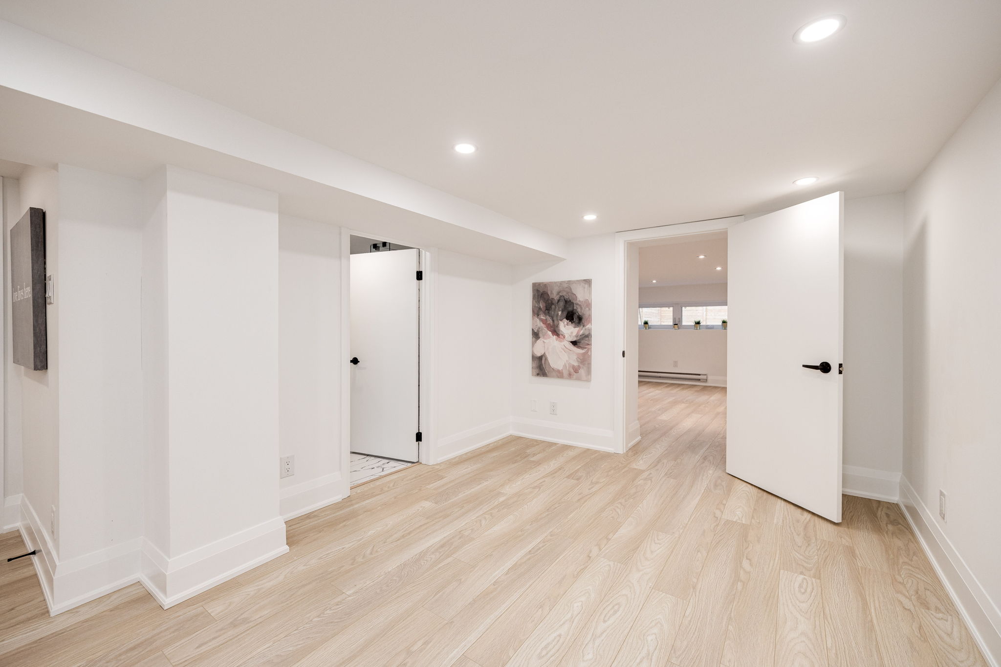 Toronto property showcase — delivered property photograph 34