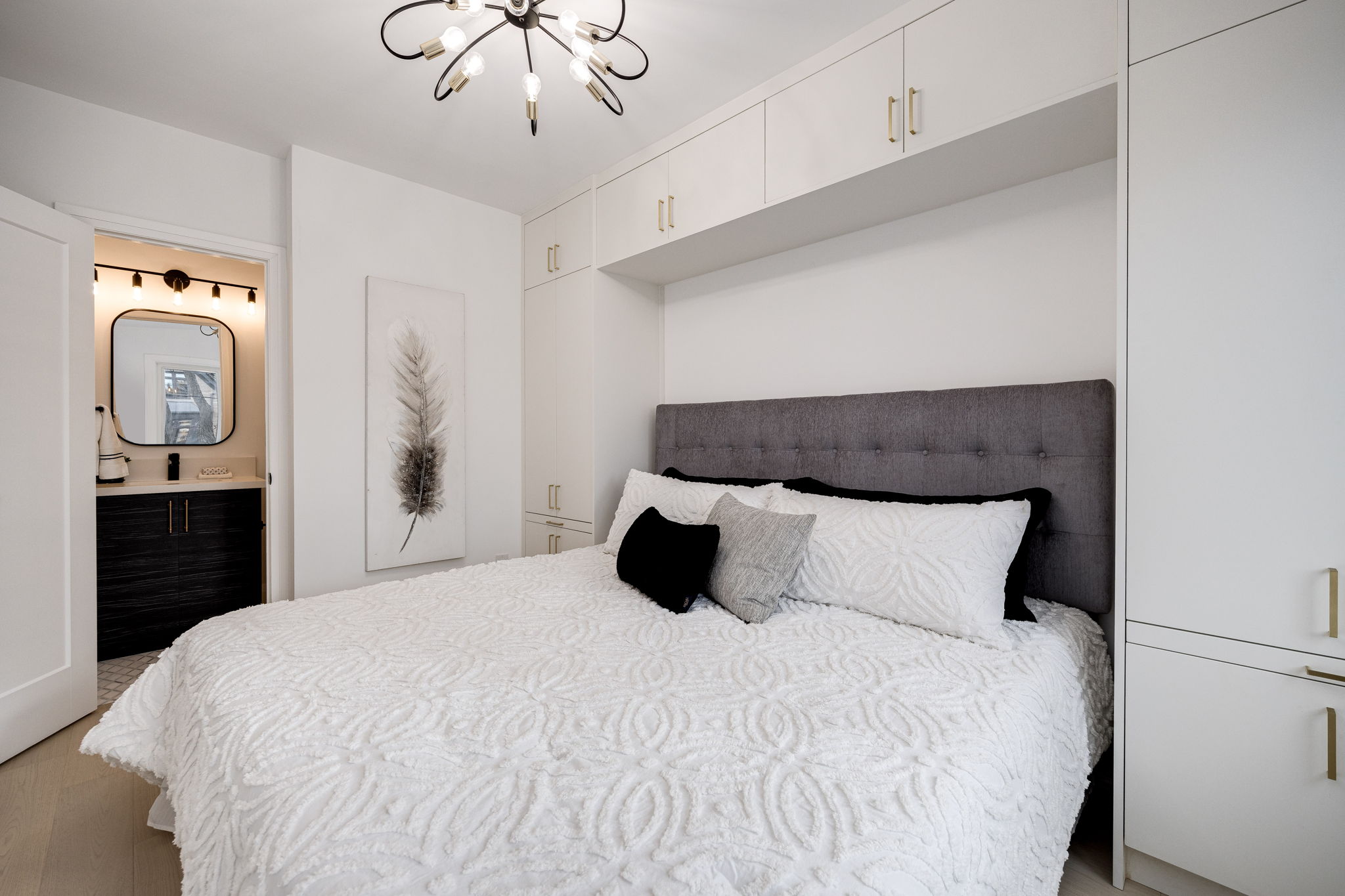 Toronto property showcase — delivered property photograph 28