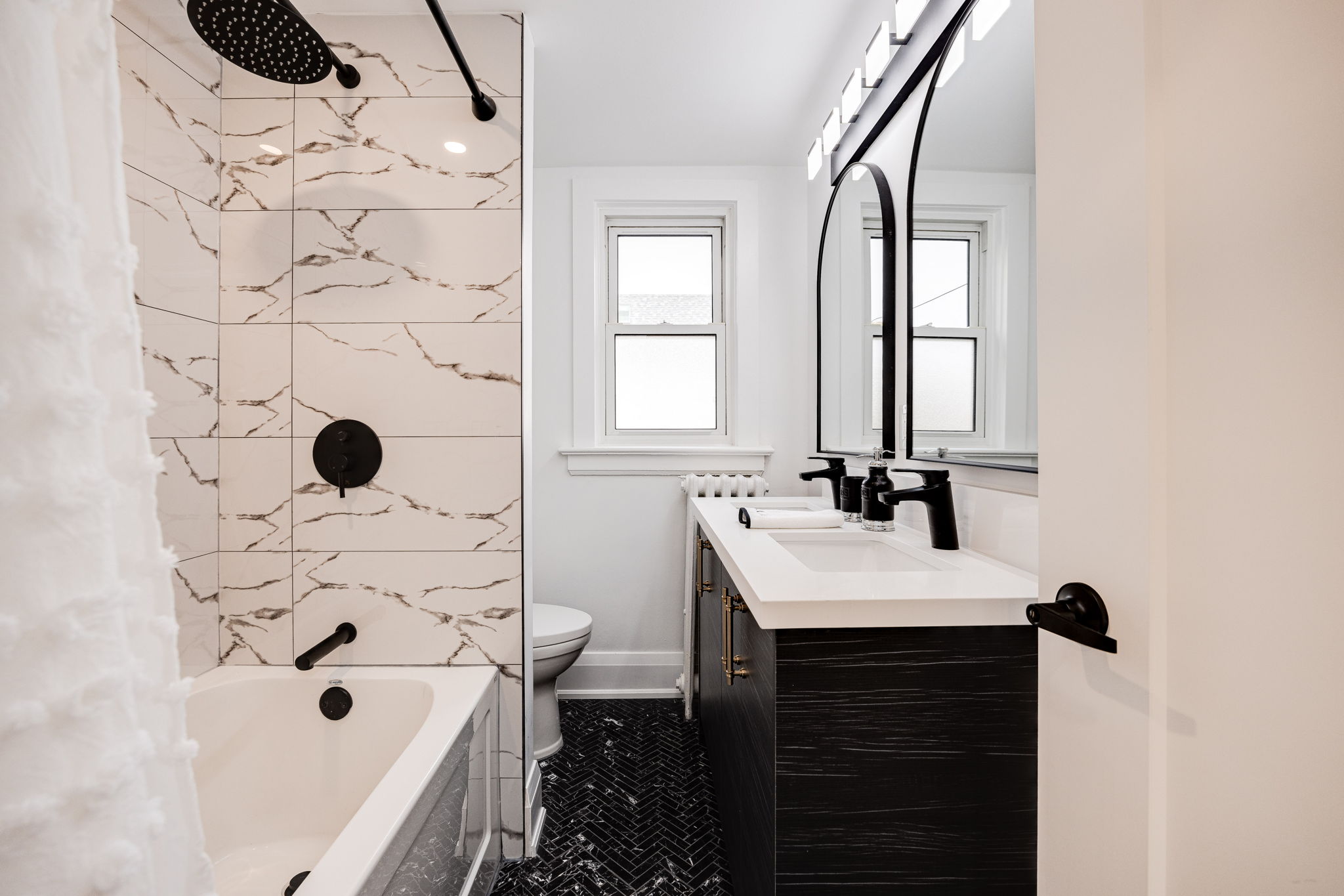 Toronto property showcase — delivered property photograph 23