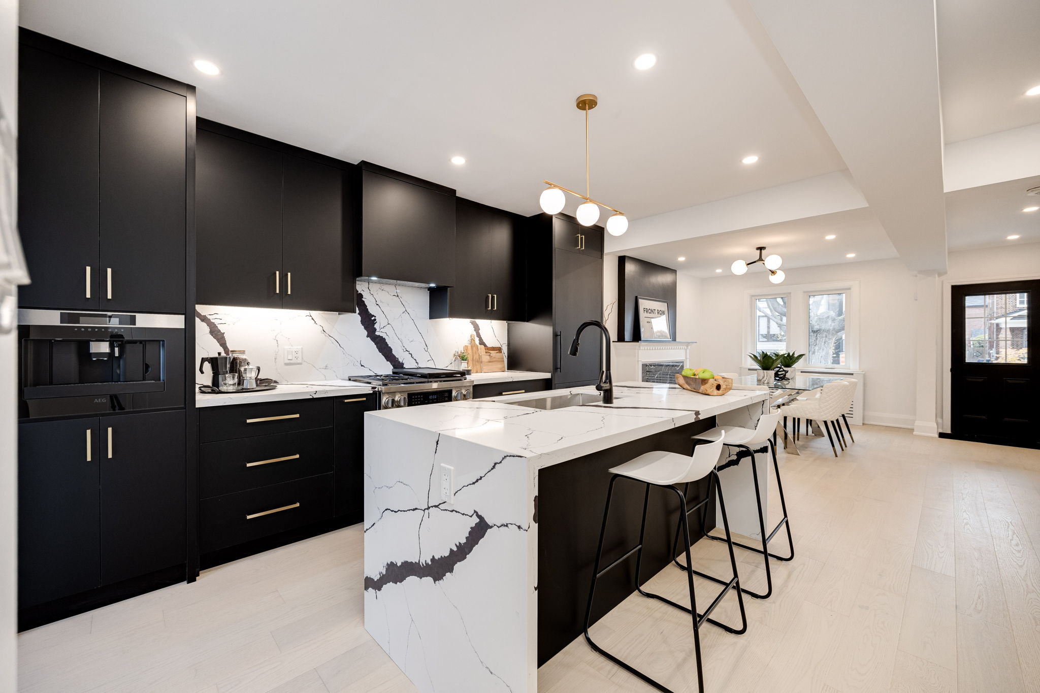 Toronto property showcase — delivered property photograph 9