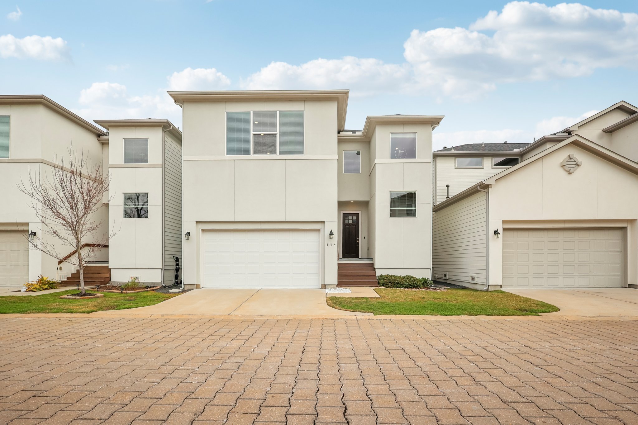 Yale Oaks Ln-003.jpg