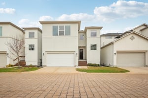 Yale Oaks Ln-003.jpg