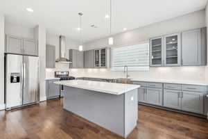 Yale Oaks Ln-010.jpg