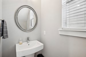Yale Oaks Ln-014.jpg