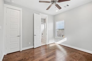 Yale Oaks Ln-019.jpg