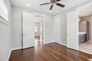 Yale Oaks Ln-020.jpg