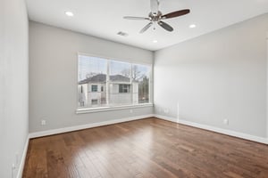 Yale Oaks Ln-026.jpg
