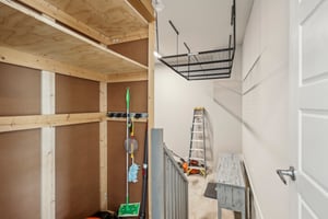 Yale Oaks Ln-032.jpg