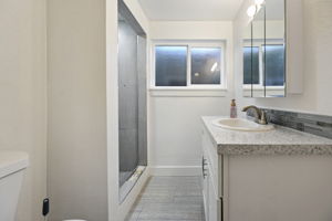  Photo 35