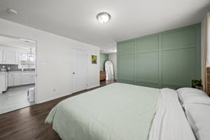  Photo 31
