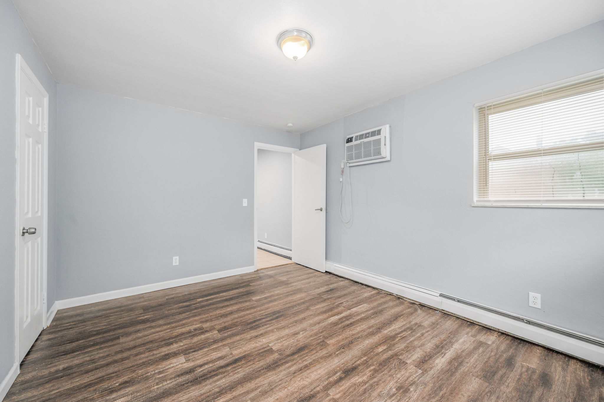 3348 stathem Apt 6-4729