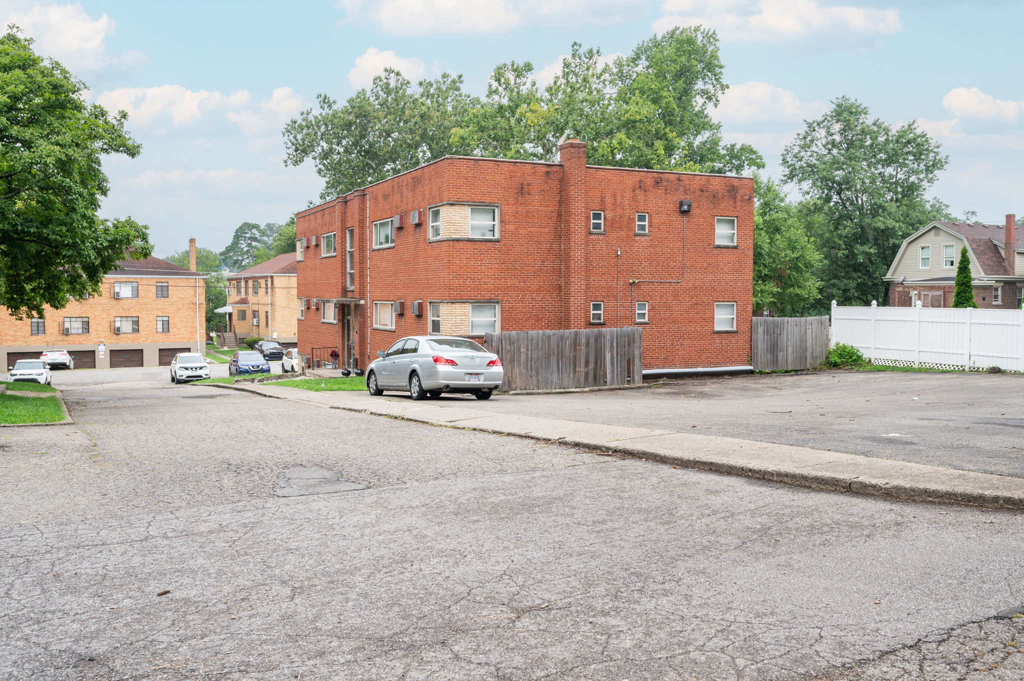 Stathem Ave_exterior 2--5