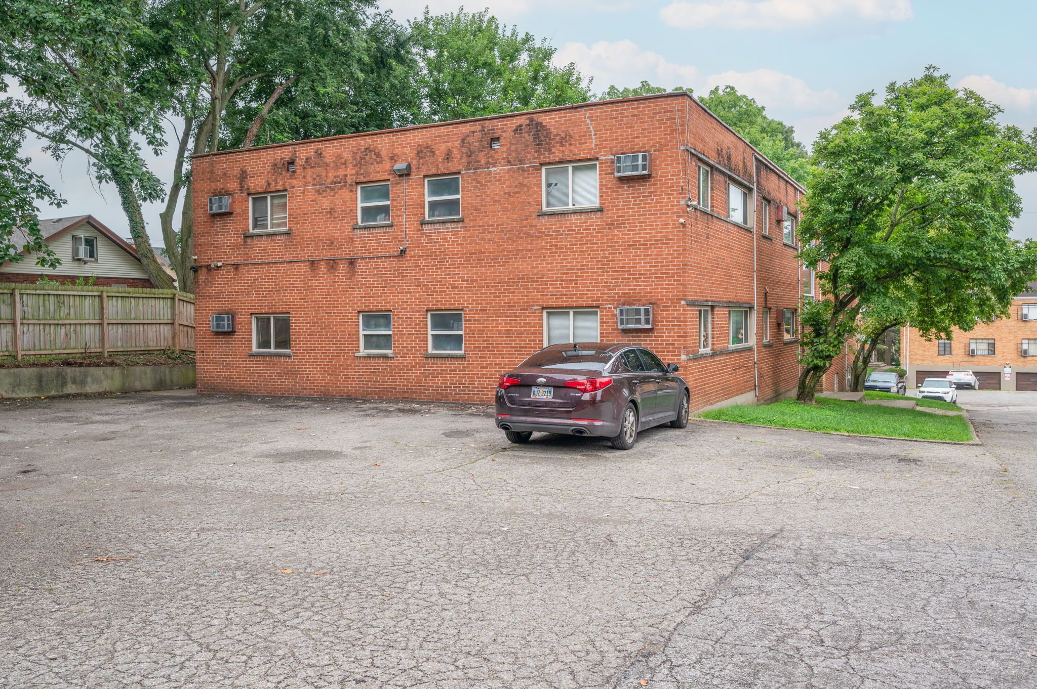 Stathem Ave_exterior 2--6