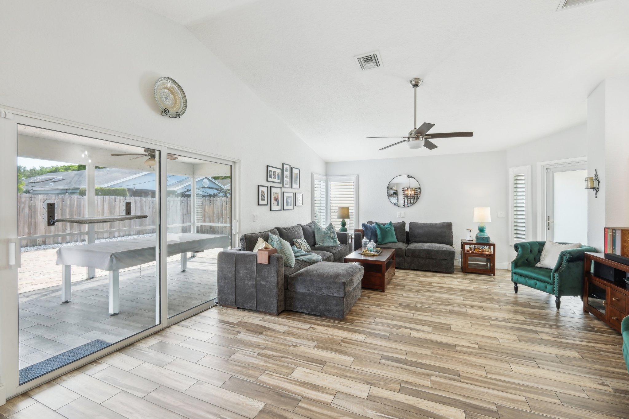 NW 22nd Ct-1805-010.jpg