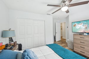NW 22nd Ct-1805-019.jpg