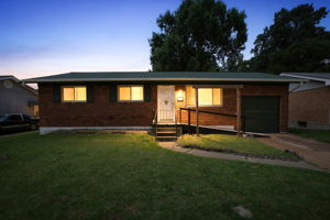  Photo 0