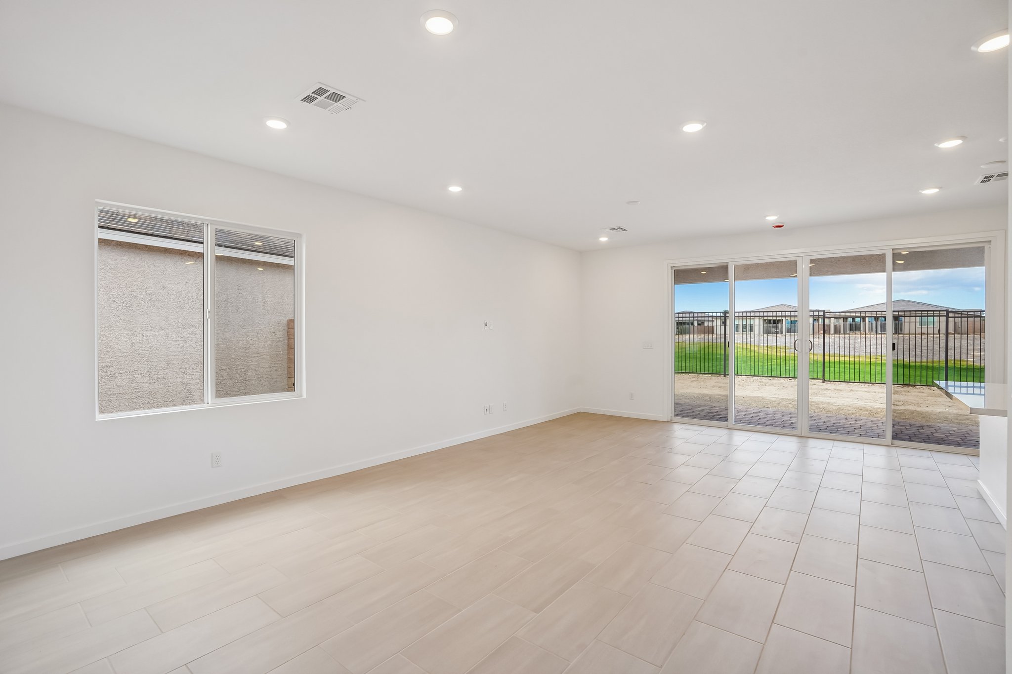 3345 E Cactus Canyon Dr-S2909-006.jpg