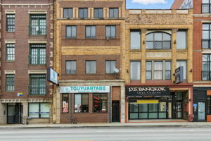 3347 N Clark St 3E_001