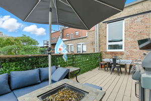 3347 N Clark St 3E_013