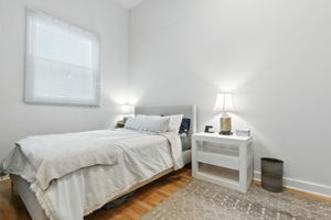 3347 N Clark St 3E_015