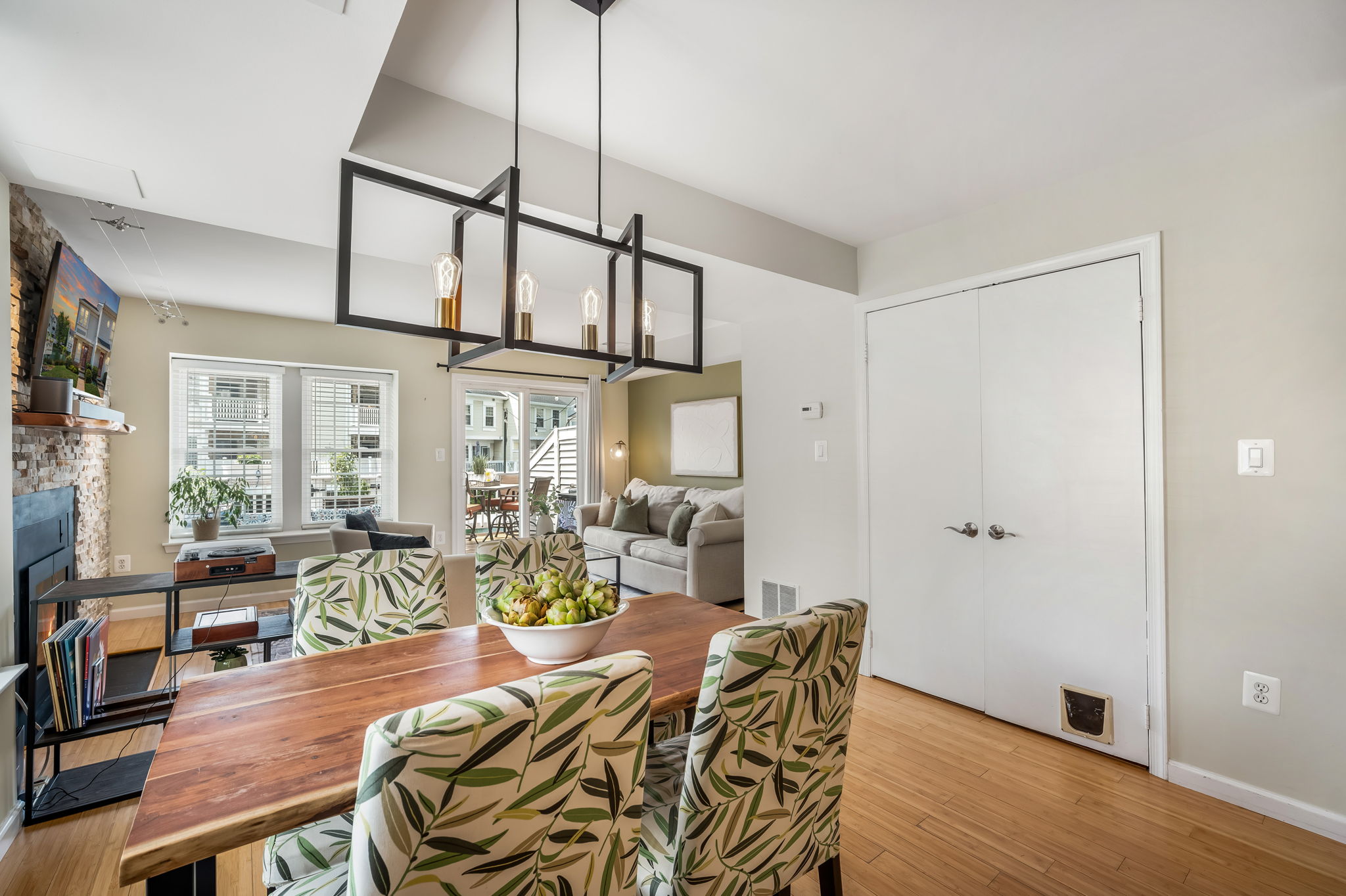 Open Dining Room with lake views!