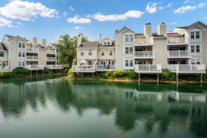 Falls Church | Waters Edge - Waterfront condo!