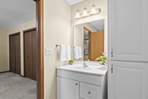 Bed 2 Bath
