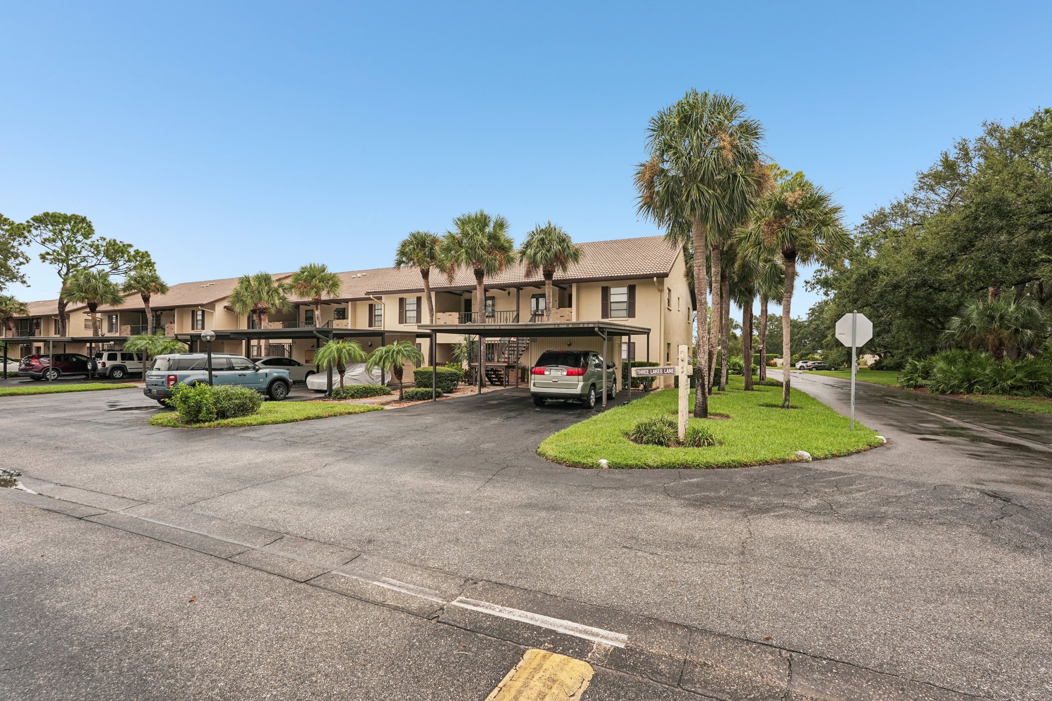 3 Lakes Ln B-S2708-002.jpg