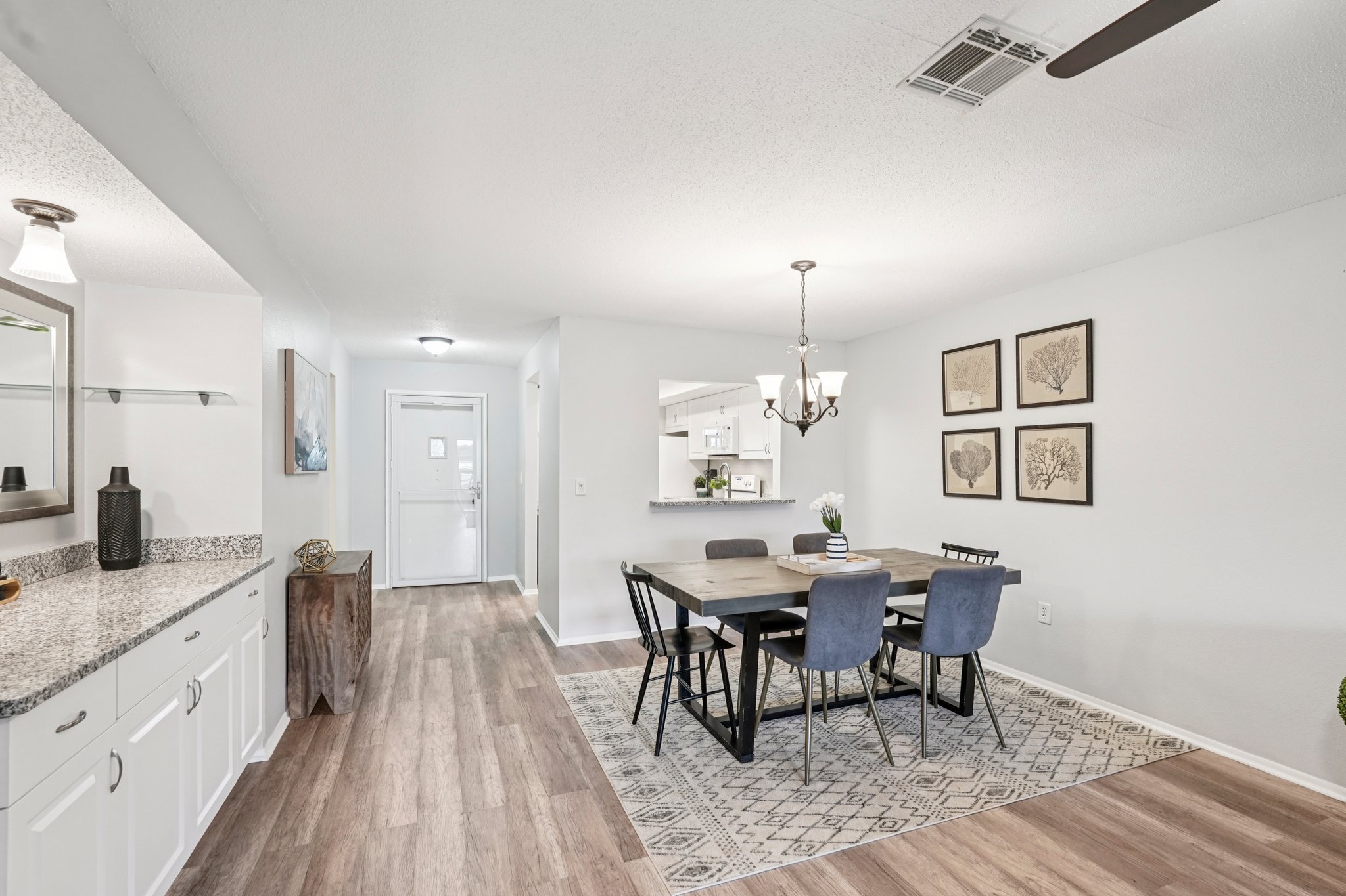 3 Lakes Ln B-S2708-011.jpg
