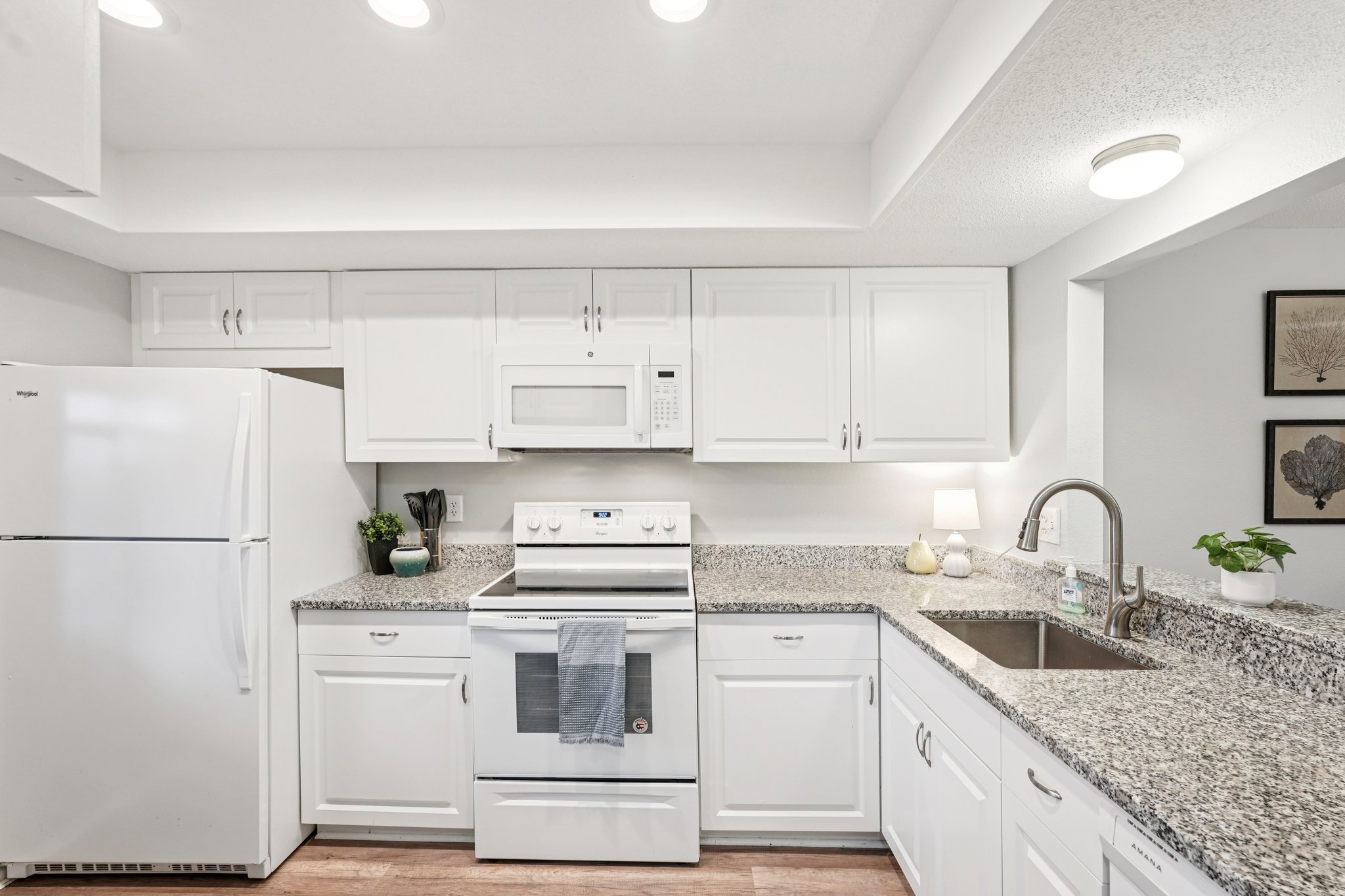 3 Lakes Ln B-S2708-012.jpg