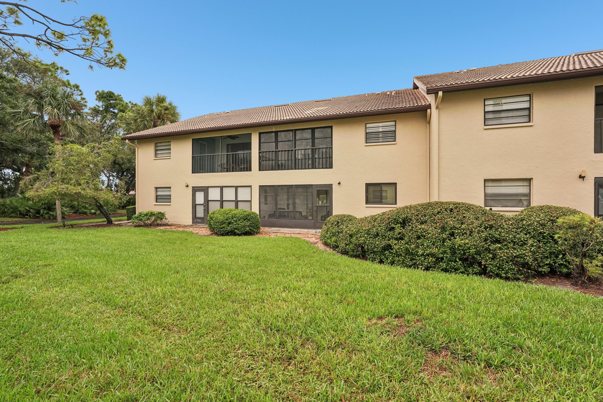 3 Lakes Ln B-S2708-032.jpg