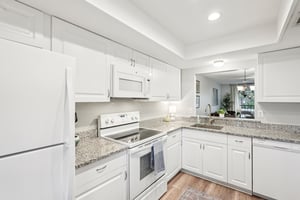 3 Lakes Ln B-S2708-014.jpg