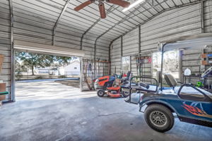 Garage & Carriage House