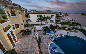 Upper Level Master Bedroom1i Balcony View