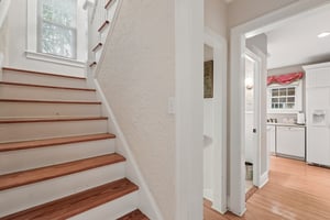 E Liberty St-S1106-021.jpg