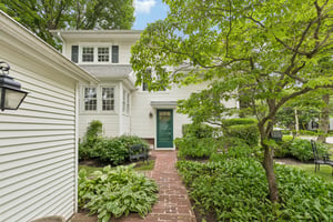 E Liberty St-S1106-042.jpg