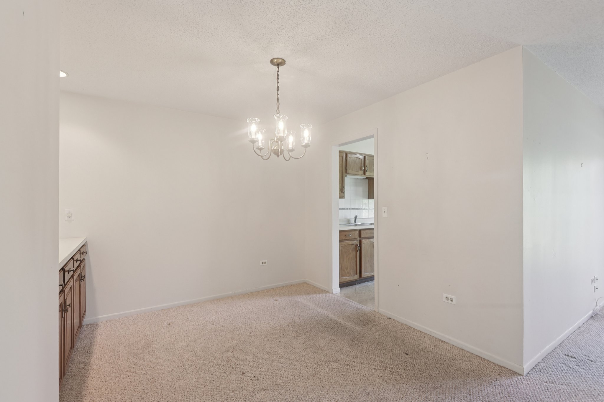 Elizabeth Dr-S1508-009.jpg