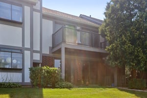 Elizabeth Dr-S1508-025.jpg