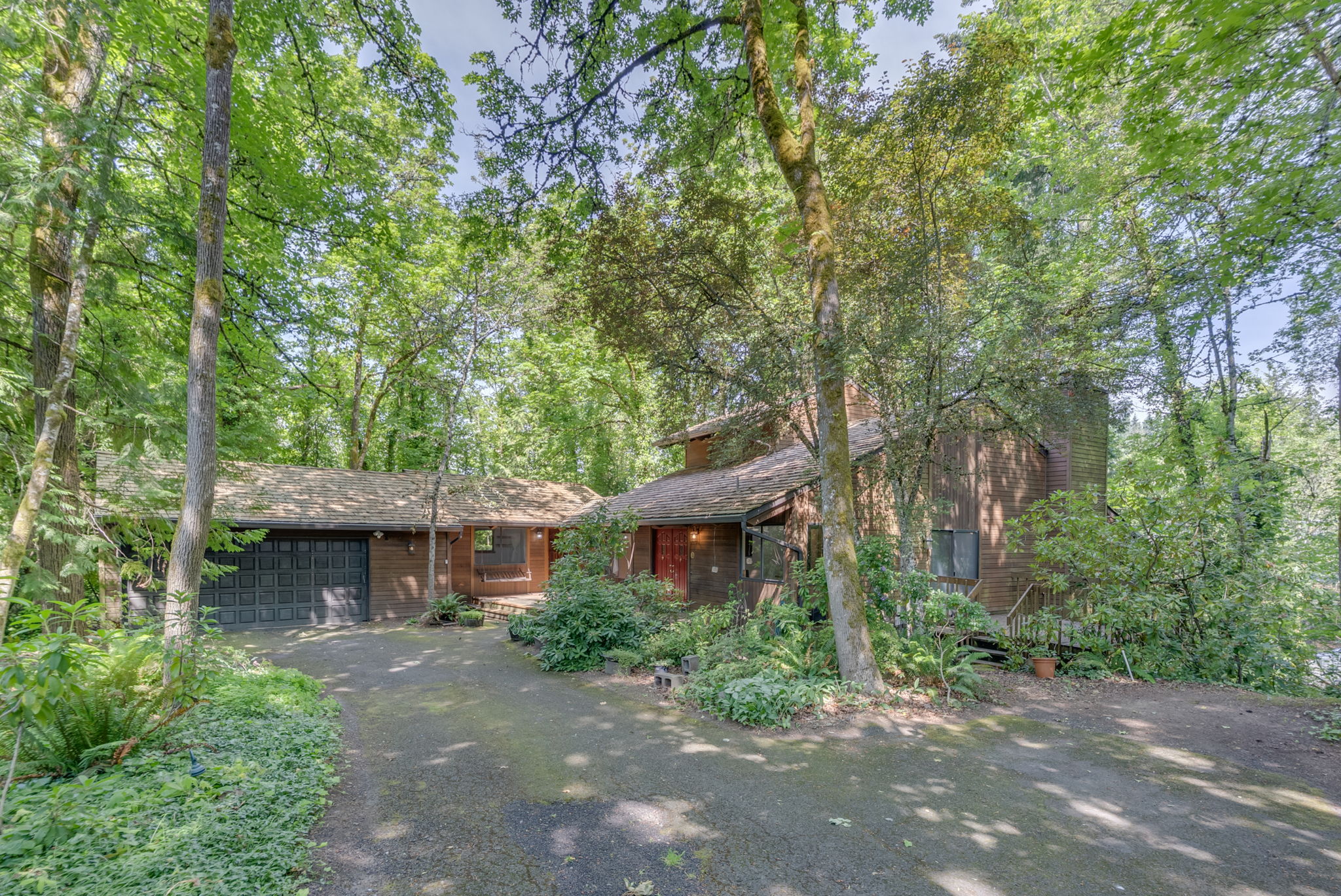  Photo 4
