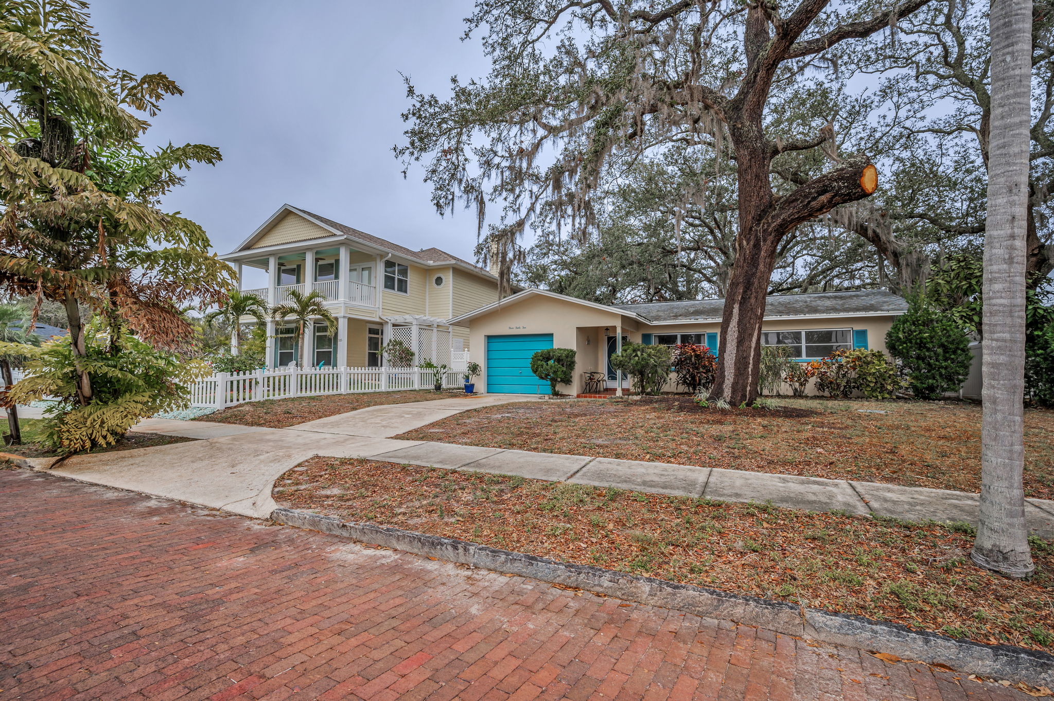 Front Exterior5