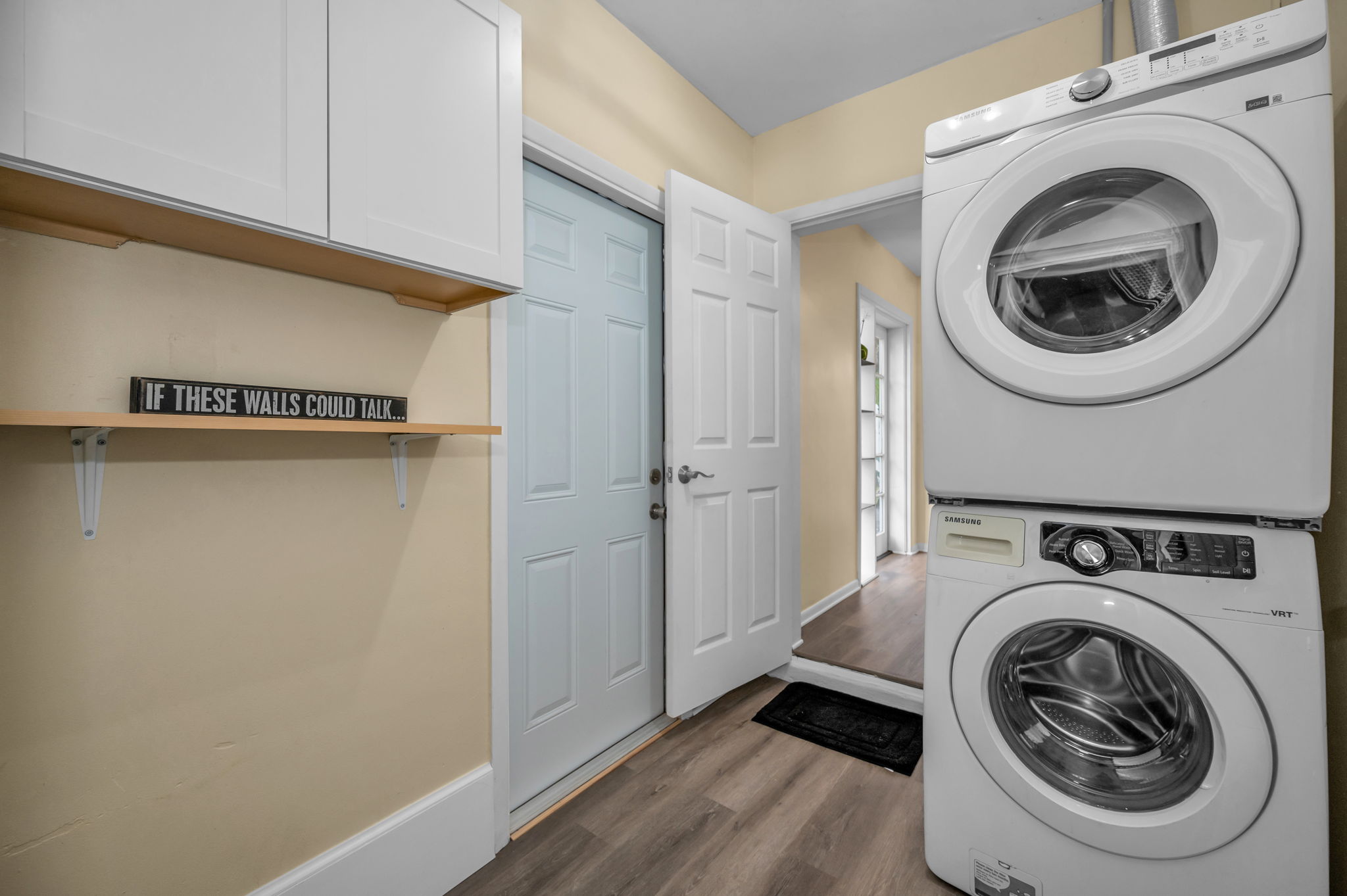 Laundry Room1a