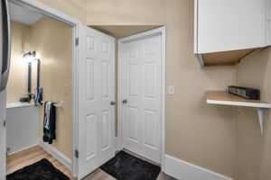 Laundry Room1d