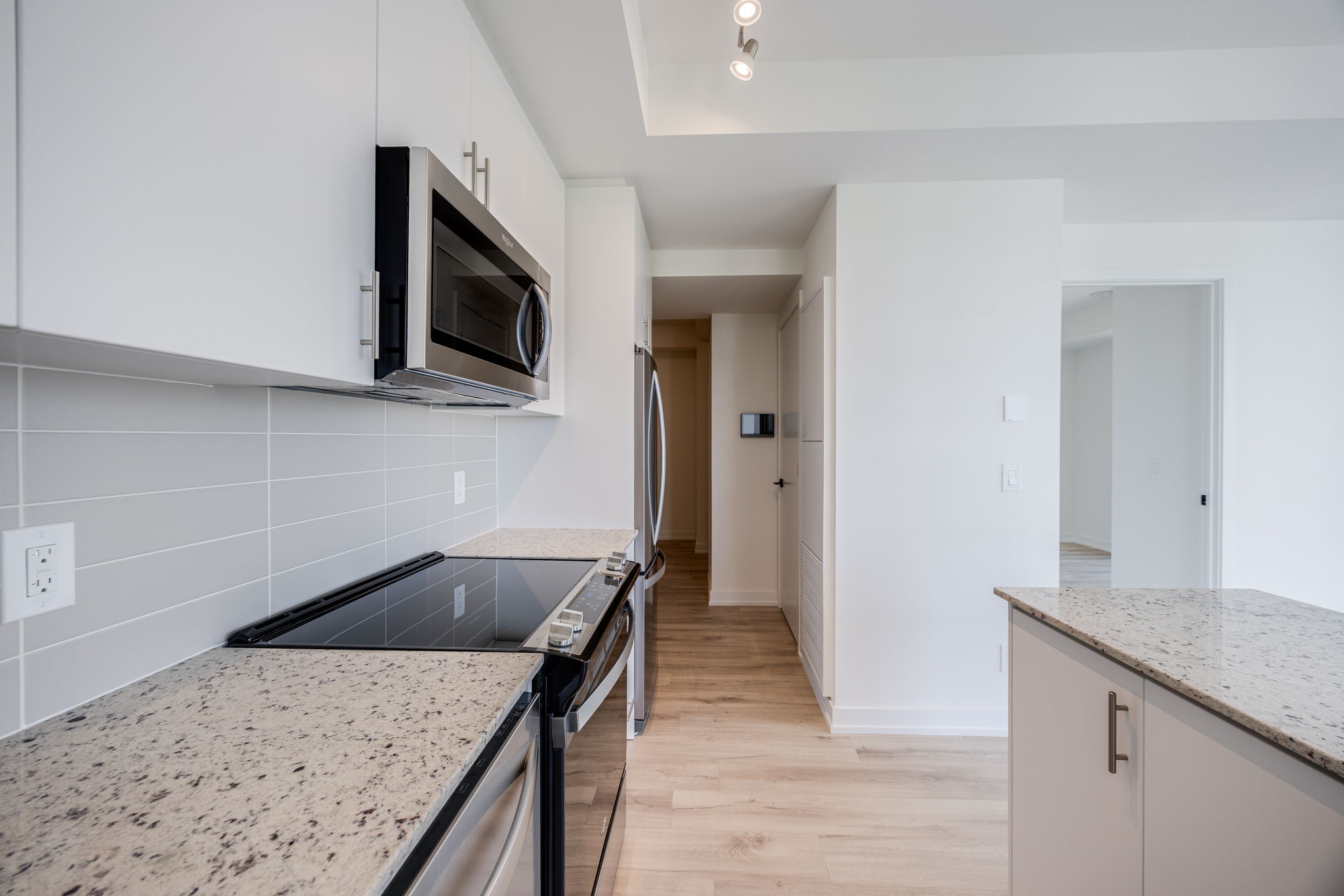 Oakville property showcase — delivered property photograph 14